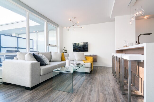 Photo du bâtiment - 928 Beatty St