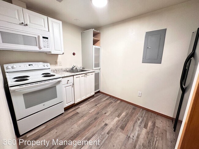 Building Photo - 2 br, 1 bath House - 3743 Morning Glory La...