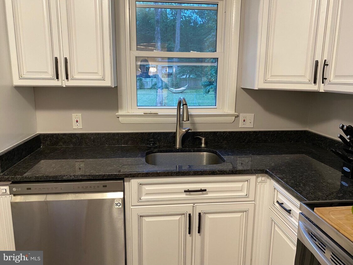 317 Hillsmere Dr, Annapolis, MD 21403 House Rental in Annapolis, MD