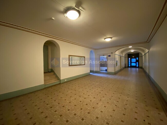 Foto del edificio - 250 Fort Washington Ave