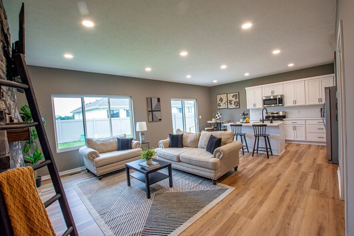 Foto principal - 14802-14804 Willow Street