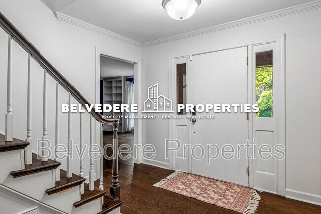 Foto del edificio - 4103 Oak Hollow Dr