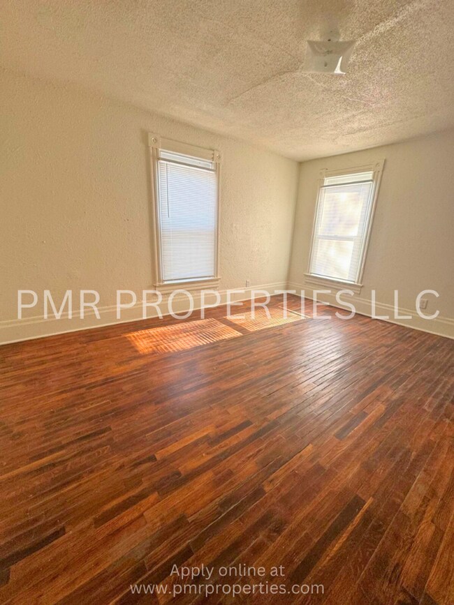 Foto del edificio - 4 Bedrooms - 1 Bathroom House.