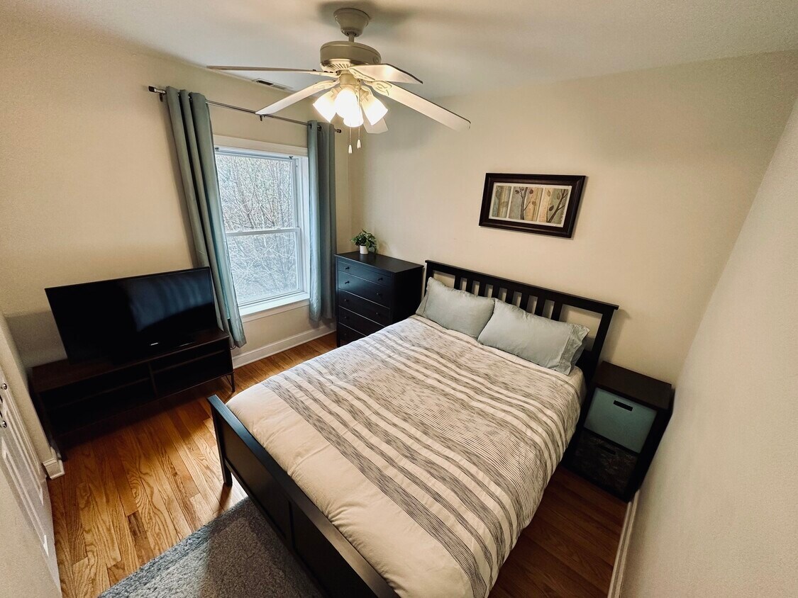 Foto del edificio - 1230 Elmwood Ave