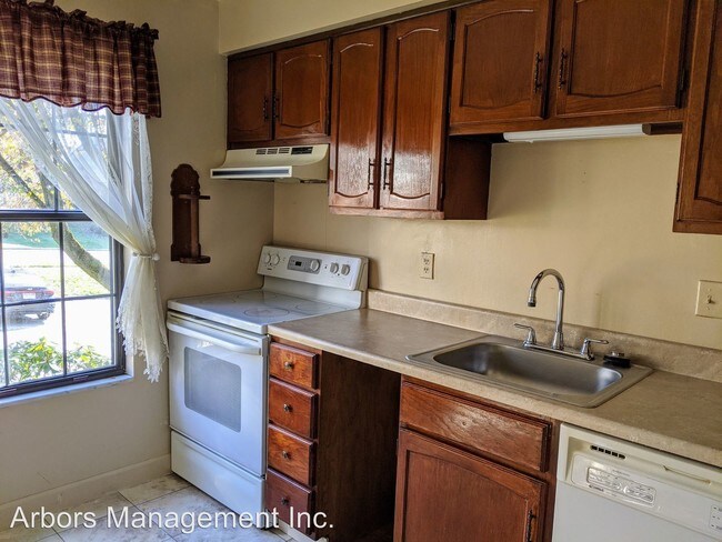 Building Photo - 3 br, 2.5 bath House - 263 RAINPRINT LANE