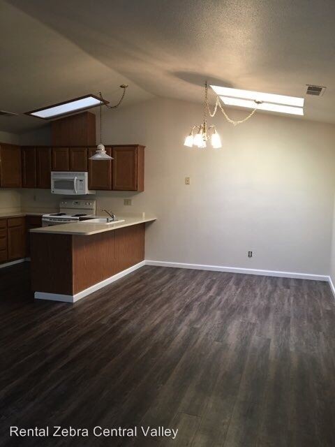 Foto del edificio - 3057 Queens Cir