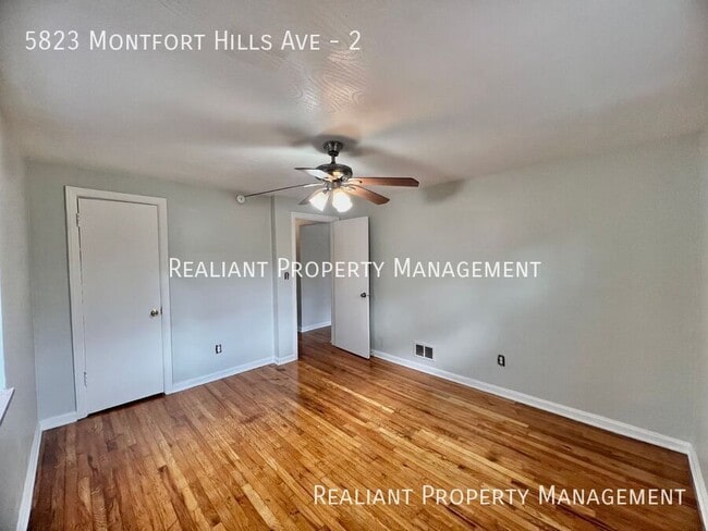 Foto del edificio - 5823 Hill Ave