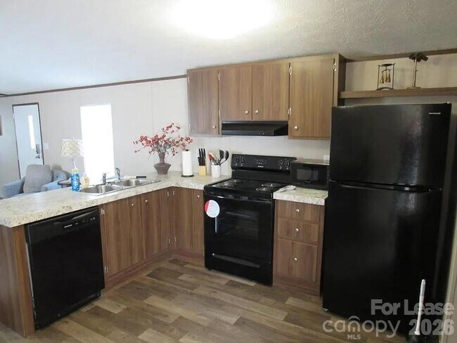 Foto del edificio - 3182 Pea Ridge Rd