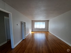 Building Photo - 2641 74th Ave