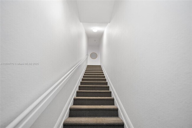 Foto del edificio - 1030 SW 147th Ave