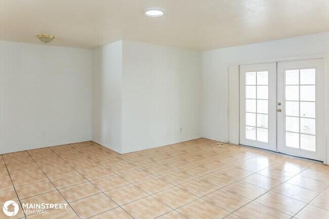 Foto del edificio - 4721 E Polk St, Phoenix, AZ 85008