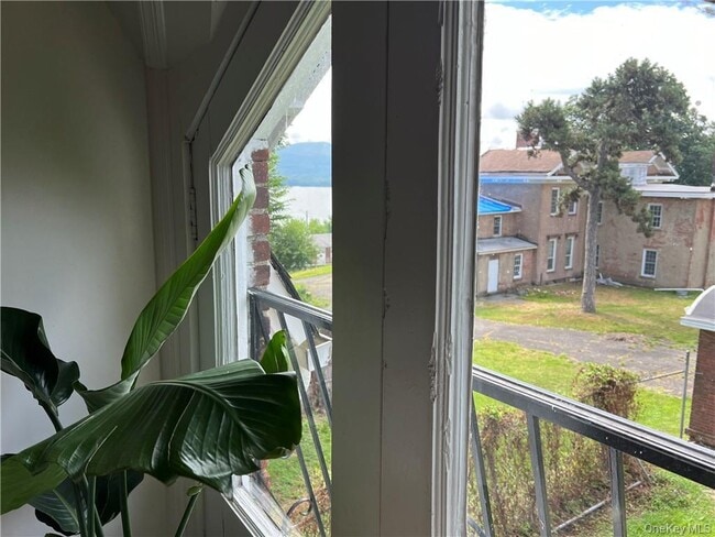 Foto del edificio - 182 Grand St