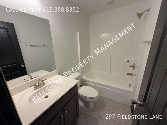 Building Photo - 297 Fieldstone Ln