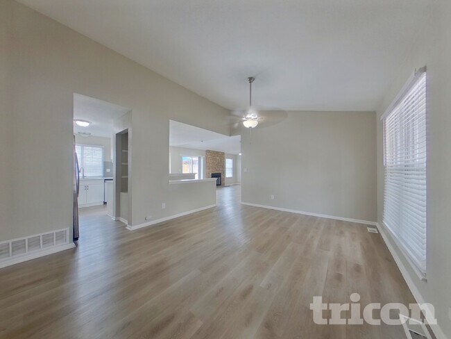 Foto del edificio - 21490 E Aberdeen Dr