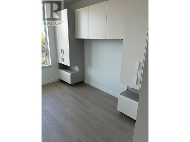 Photo du bâtiment - 6537-6537 Telford Ave