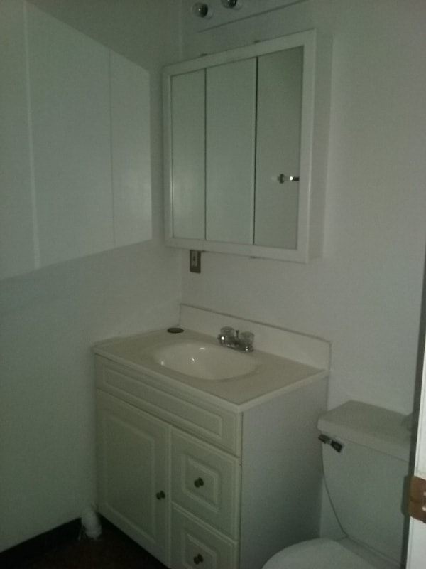 Building Photo - 197 Acorn St