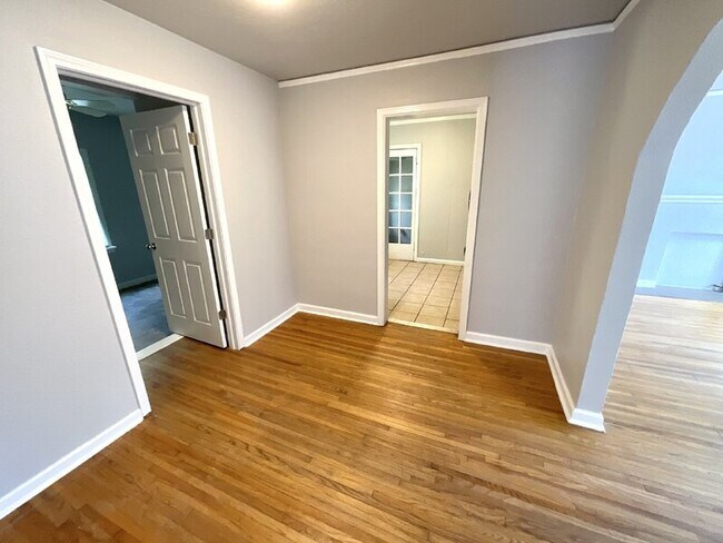 Foto del edificio - 4138 S 33rd W Ave