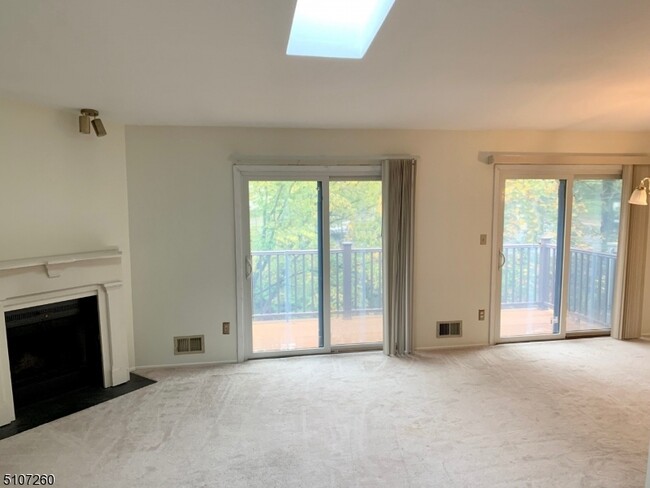 Foto del edificio - 508 Spruce Hills Dr