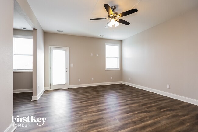 Foto del edificio - 1238 Catawba Way