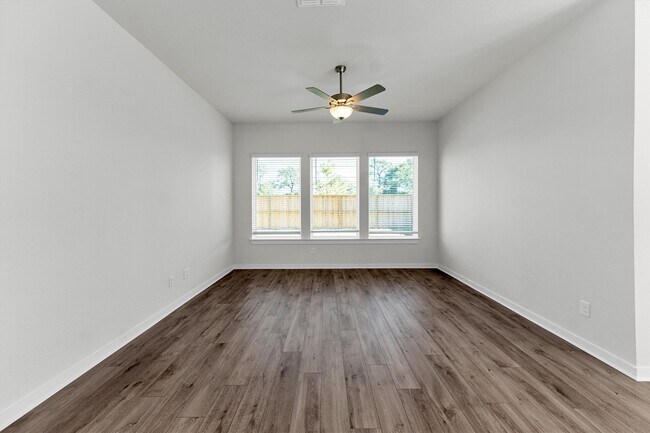 Building Photo - 16918 Solomons Plume Ln
