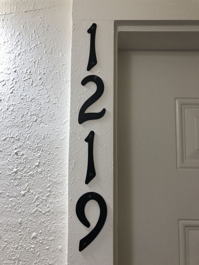 Foto del edificio - 1 br, 1 bath 4plex - 1219 Ashby Ave
