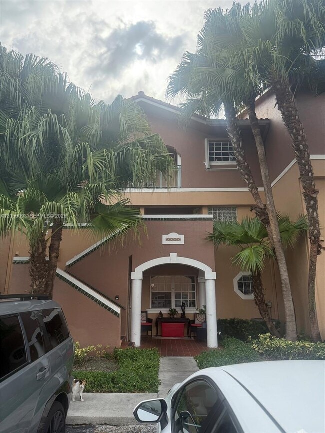 Foto del edificio - 10010 Hammocks Blvd