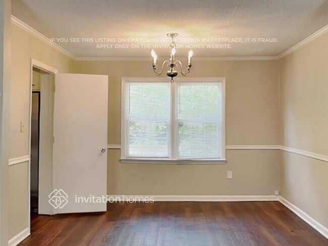 Foto del edificio - 7609 Elm Tree Ln