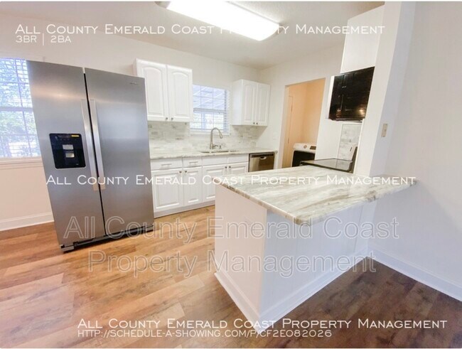 Building Photo - 340 North Ave E