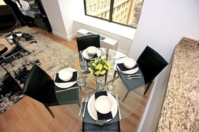 Building Photo - 3 bedroom in New York NY 10004