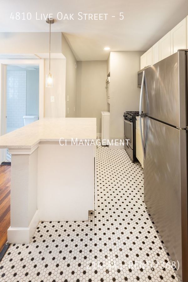 Foto del edificio - 4810 Live Oak St