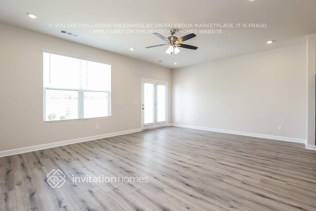 Building Photo - 125 Fister Dr