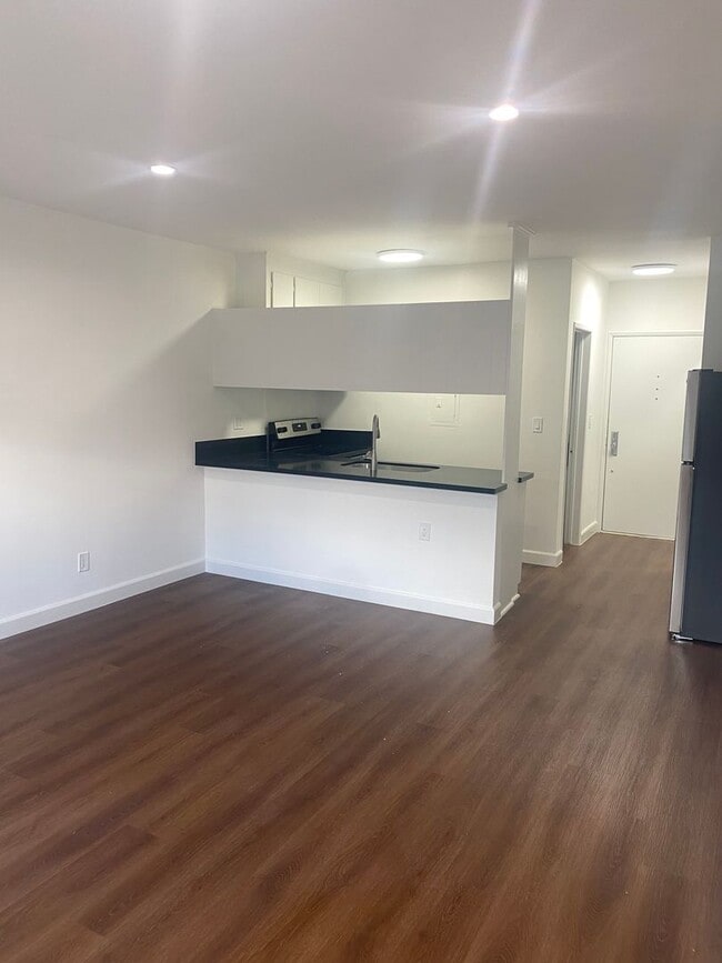 Interior Photo - The Elizabeth