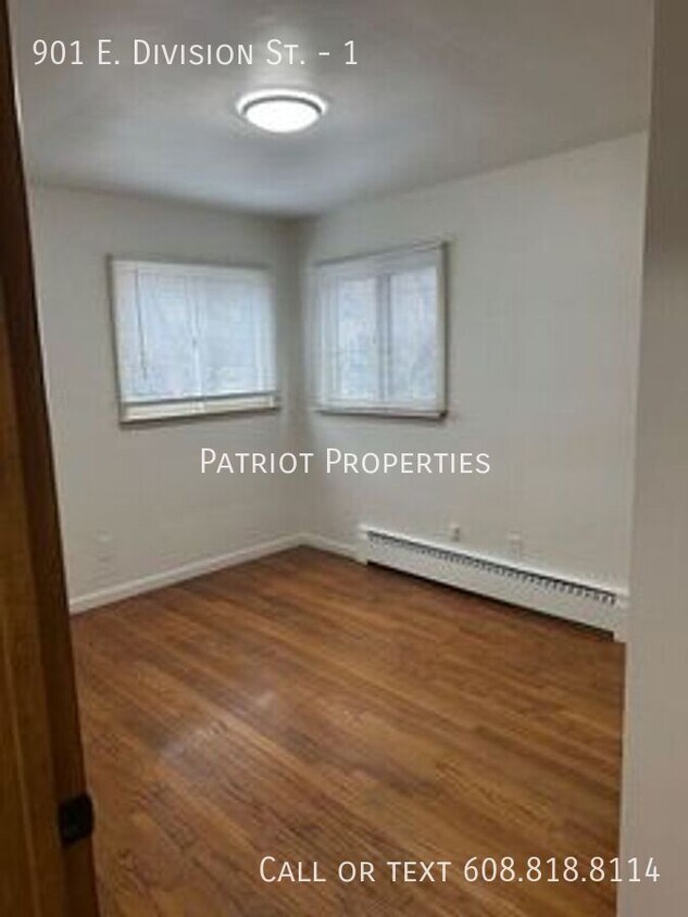 Primary Photo - 901 E Division St