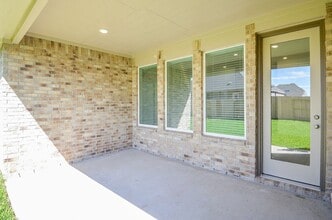 Building Photo - 2708 Pne Blf Dr
