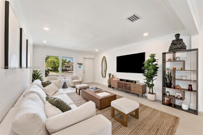 Foto del edificio - 45 Palermo Ave