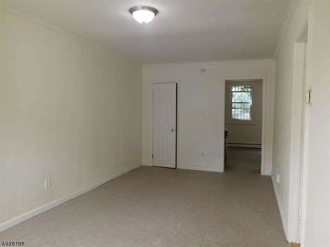 7 Dassing Ave, Irvington, NJ 07111 Room for Rent in Irvington, NJ