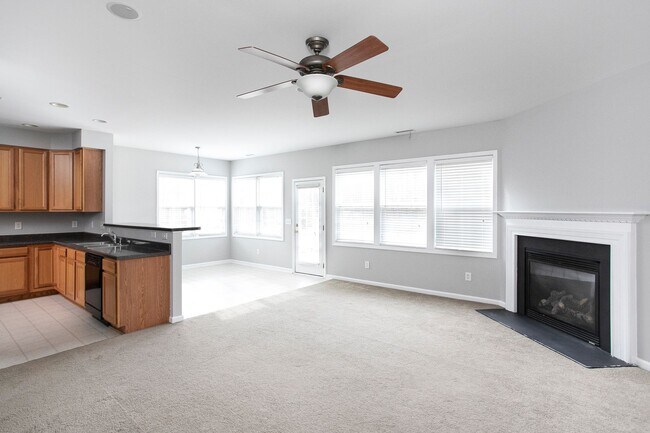 Building Photo - Spacious 3 Bedroom With Large Backyard Near Brier Creek and RTP!