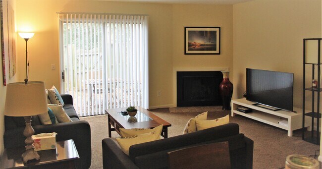 Foto del edificio - 3324 Heathstead Place