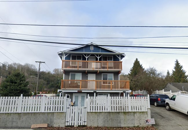 Building Photo - 320 S Henderson St
