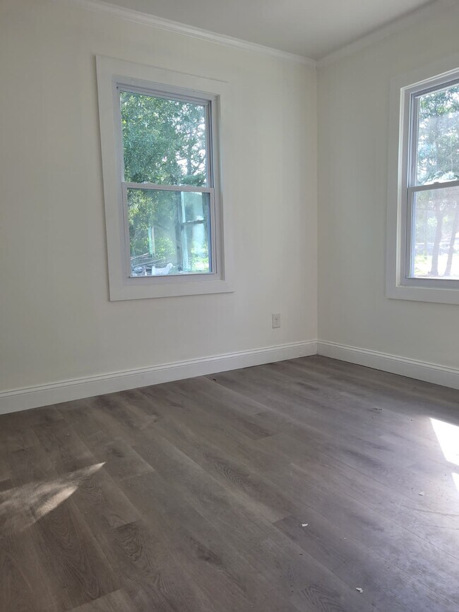 Foto del edificio - 1010 N Main St