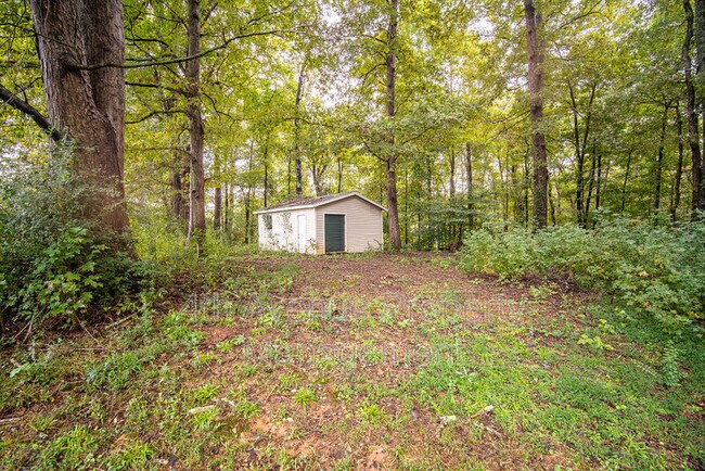 Building Photo - 1266 Braves Court