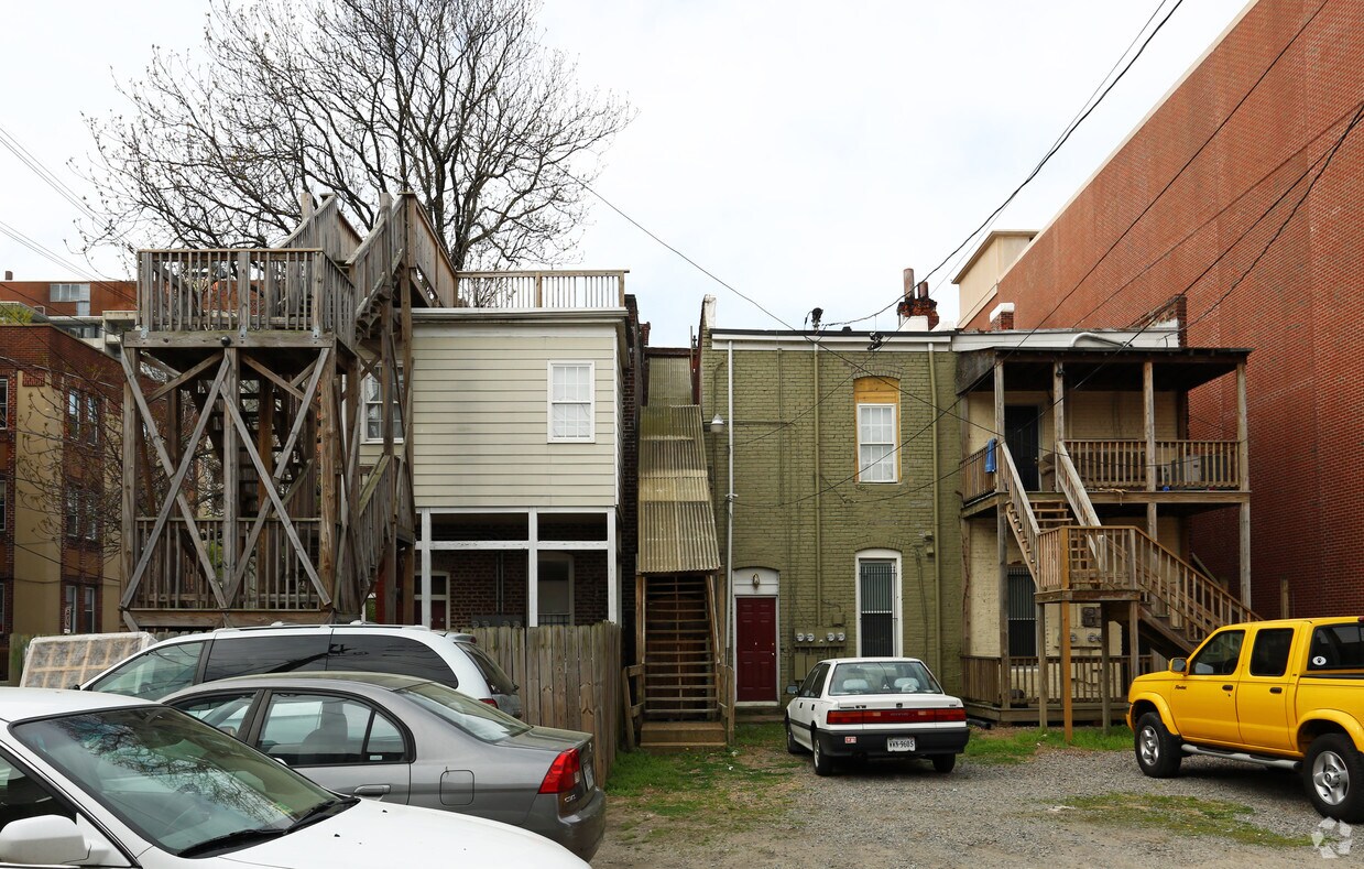 Building Photo - Cajun Properties