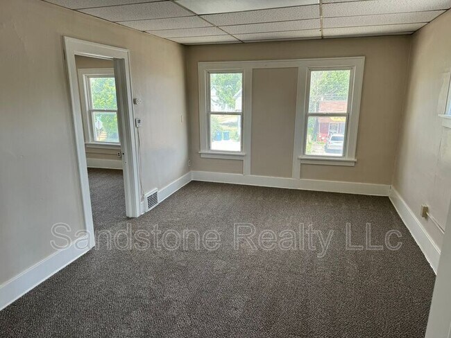 Building Photo - 203 Flordia