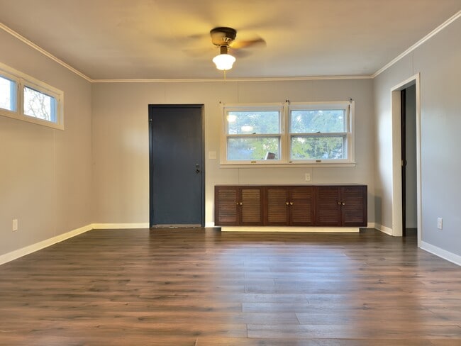 Foto del edificio - 2312 Ridge Ave