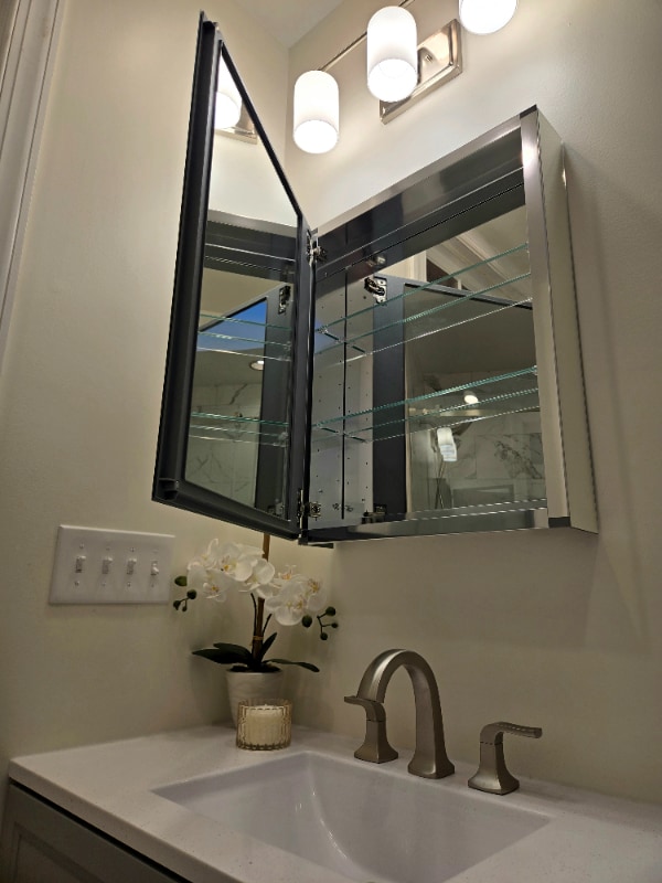 Foto del edificio - 100 Melvin Ave