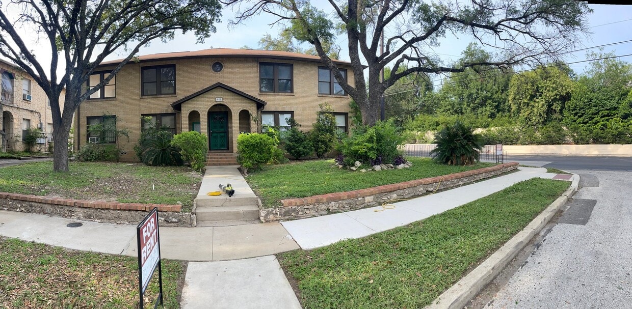 Photo - 401 W Lynwood Ave (San Antonio, TX)