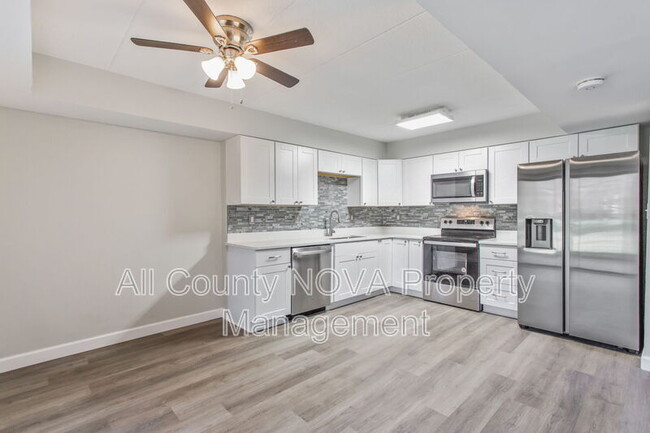 Building Photo - 5635 Harpers Farm Rd