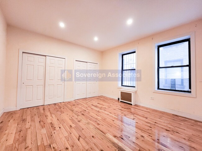 Building Photo - 250 Fort Washington Avenue