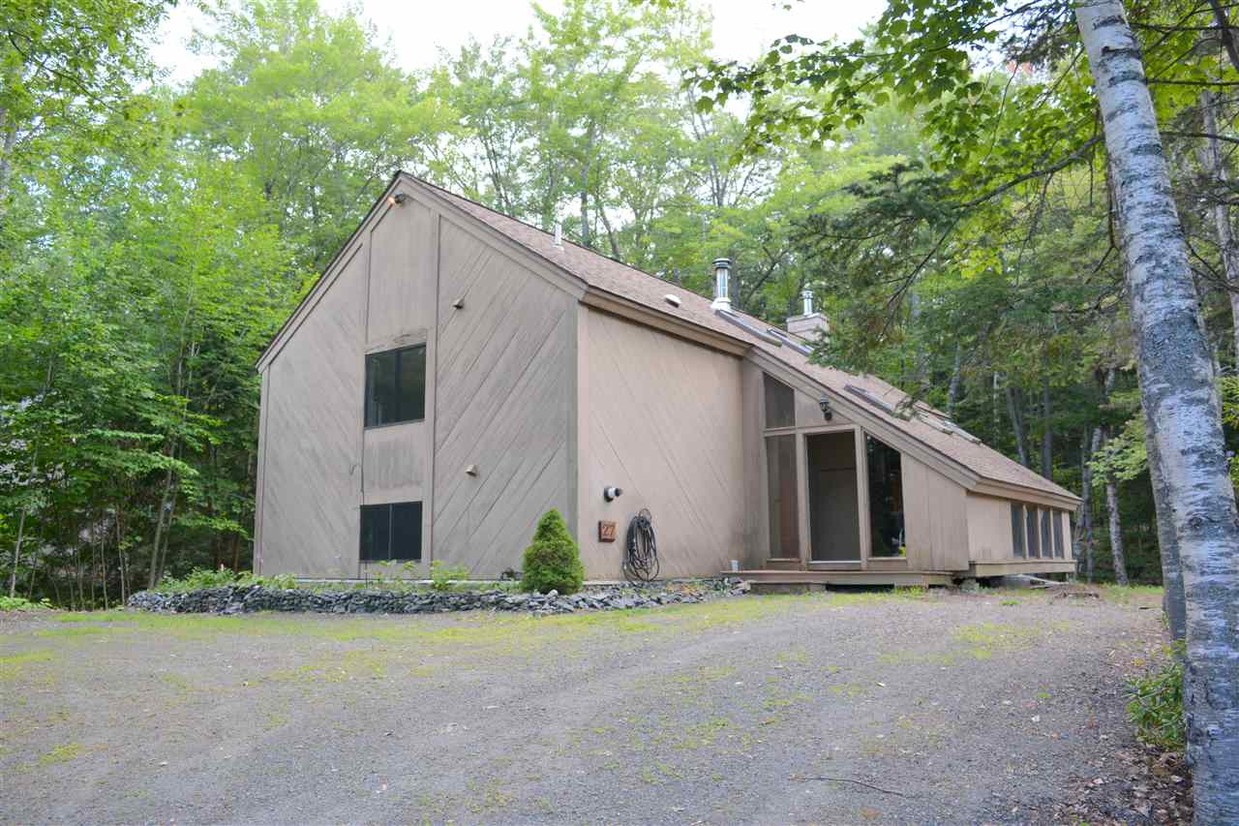 Primary Photo - 27 Summit Dr