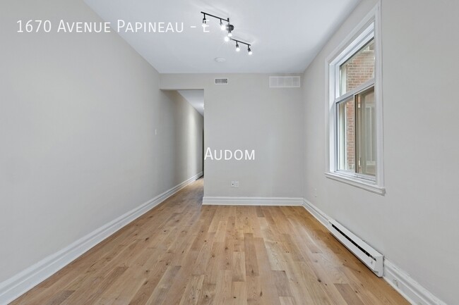 Building Photo - 1670 Av. Papineau